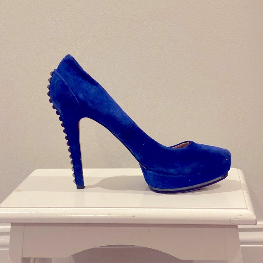 Blue Suede Pumps